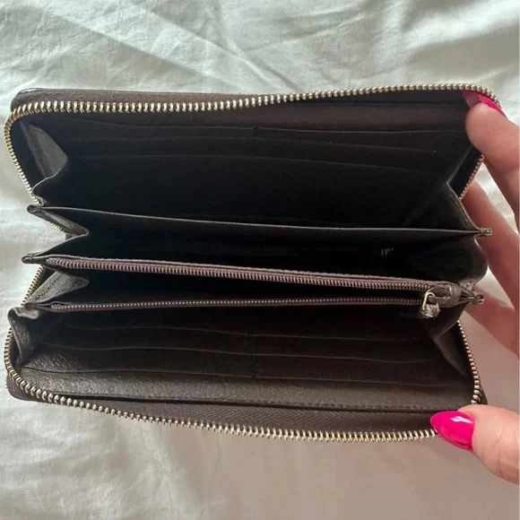 Gucci Signature Brown and Green Wallet - Picture 3 of 6